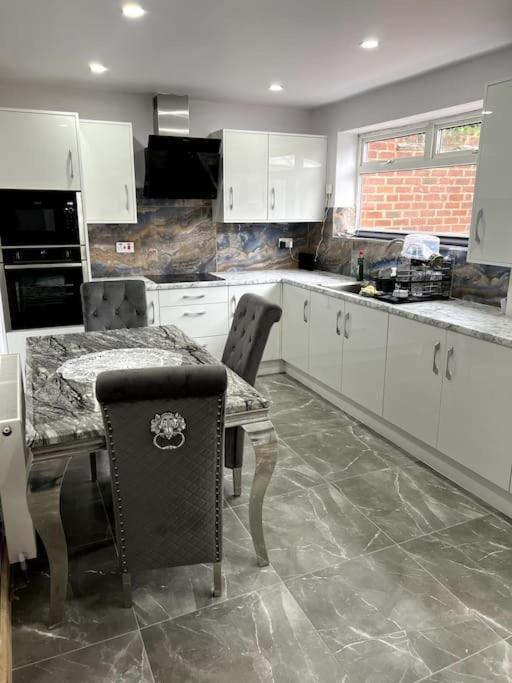 Luxury 3 Bed 3 Bedroom House Harborne Birmingham Exterior foto
