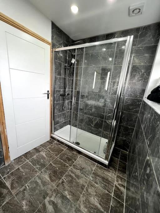 Luxury 3 Bed 3 Bedroom House Harborne Birmingham Exterior foto